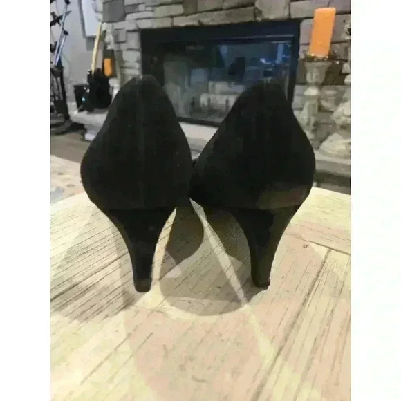 Prada Women's Grey Black Suede Pumps 6 Pointed Toe Heels Luxury Whimsygoth - Picture 8 of 9